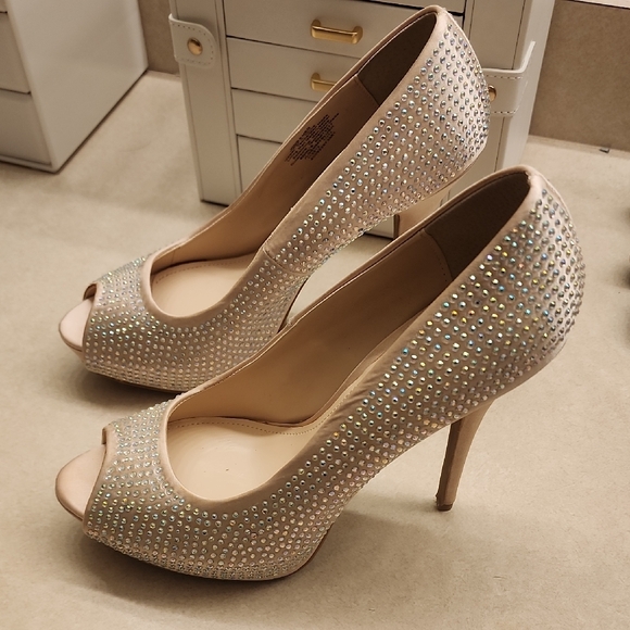 Elegant Rhinestone Peep-Toe Heels - Picture 6 of 7